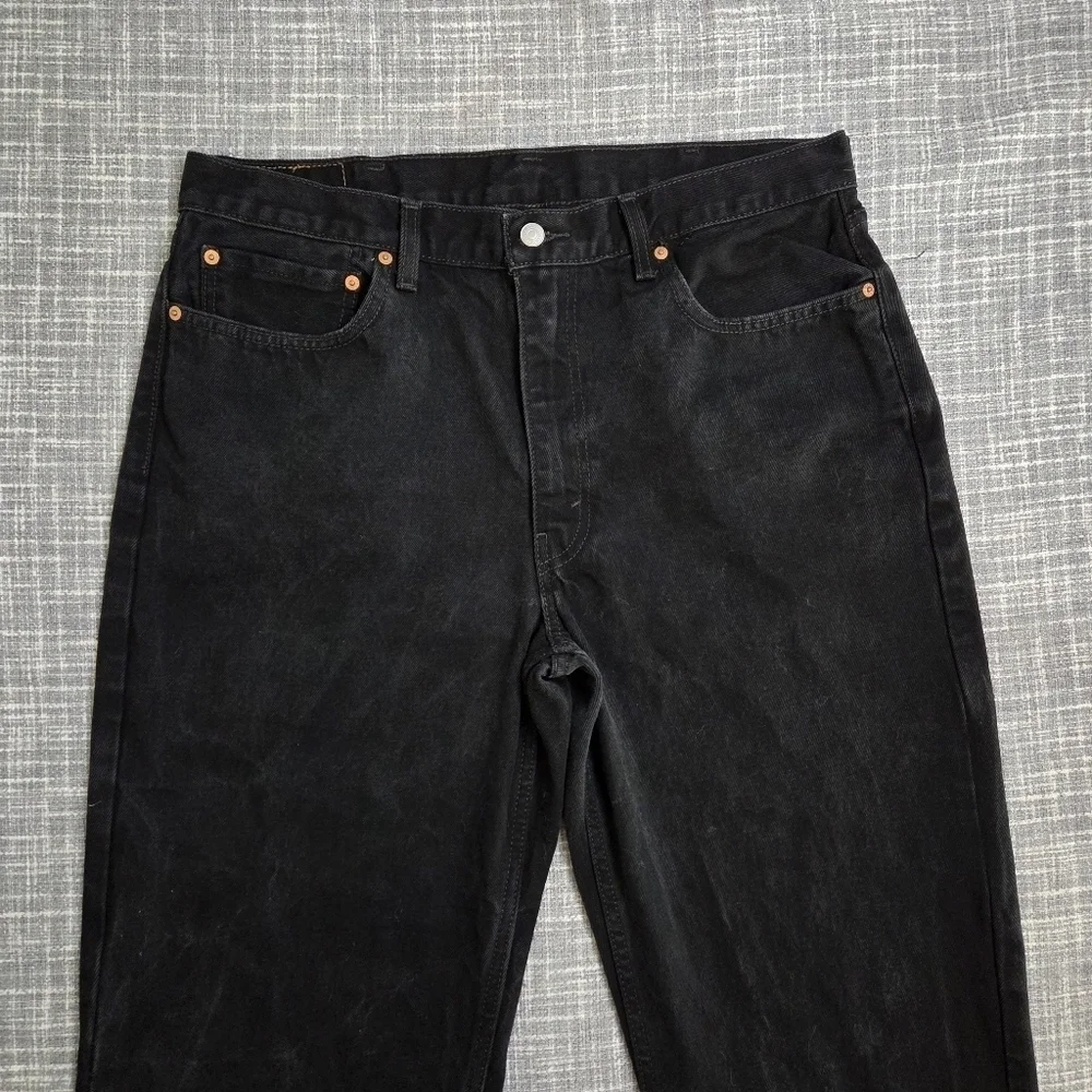 Levi's 550 Jeans Relaxed Fit Black Straight/Tapered Men's 38X32 (actual 37X31)